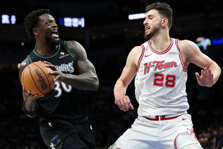  赛后复盘指南：如何利用官方裁判报告分析球队表现与获利情况 体育新闻