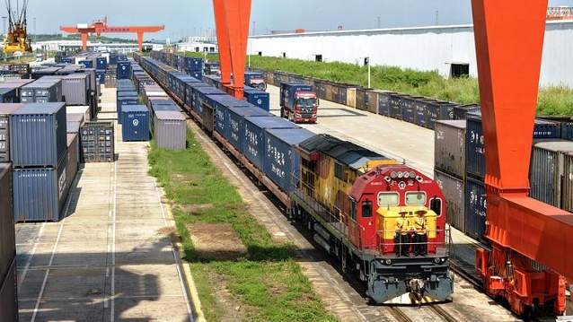  固废治理之困：为何逾40亿吨工业废物仍是“烫手山芋”？ 新闻