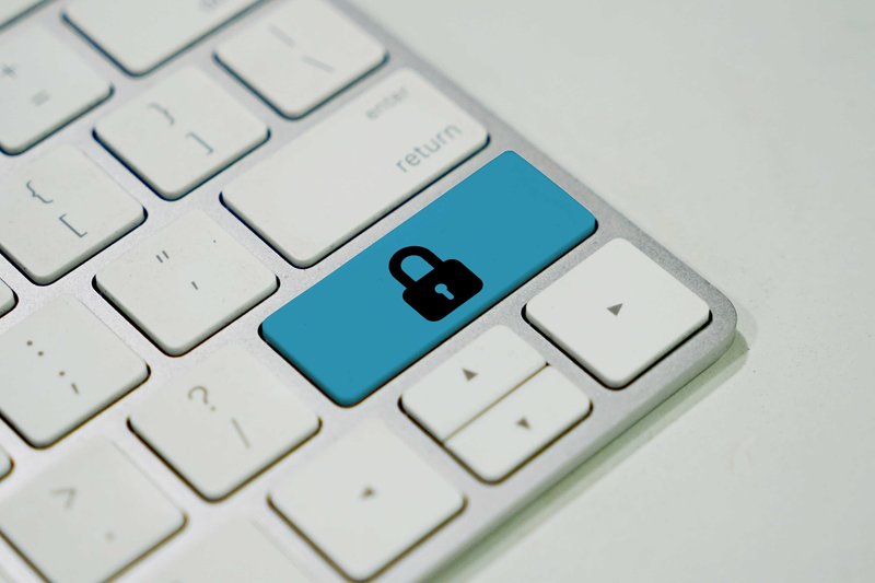  当“小龙虾”游进普通人的投资生活：一位财经编辑的AI协作出圈记 股票财经