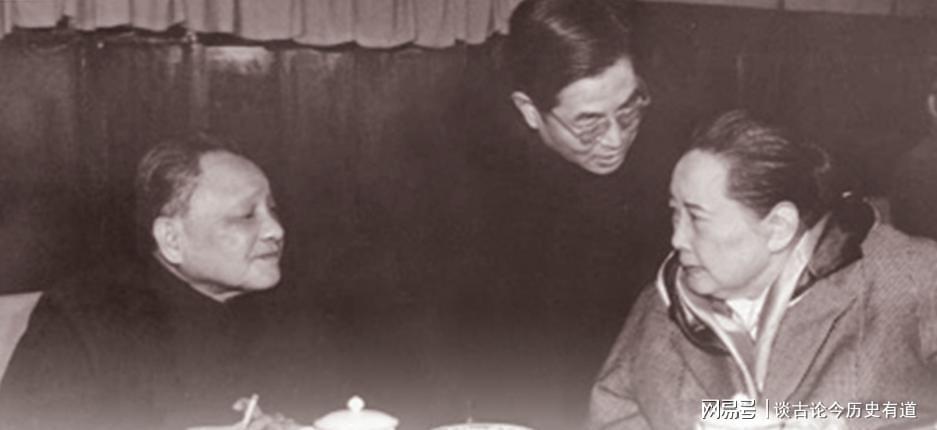 那年病房门口的停顿:两位老人用一生书写的信任 情感心理